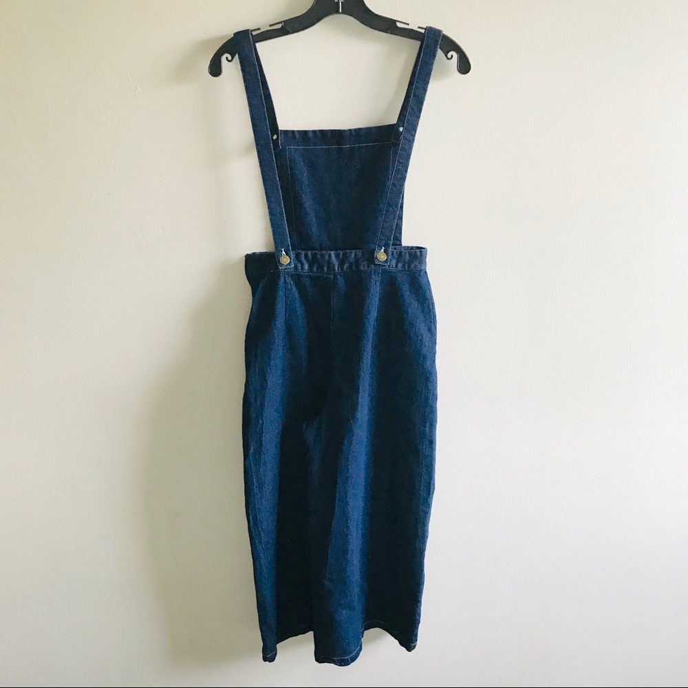 Dark Blue Wash Pocket Front Cropped Denim Jumpsuit - Picture 4 of 8